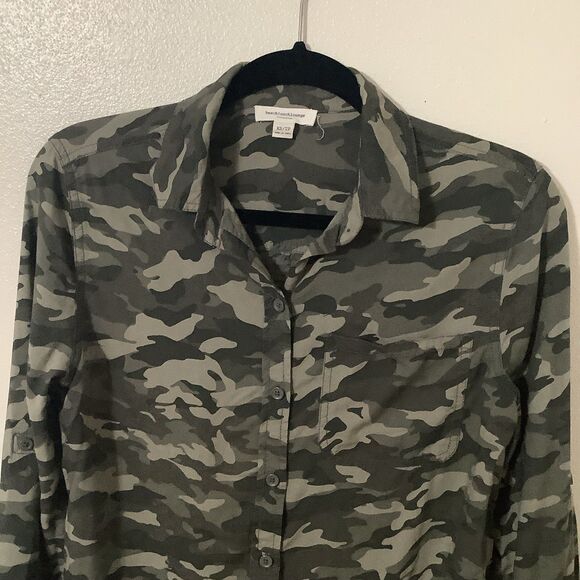 BeachLunchLounge Military Green Gorpcore Camouflage Grunge Button Down Blouse XS - Picture 5 of 12